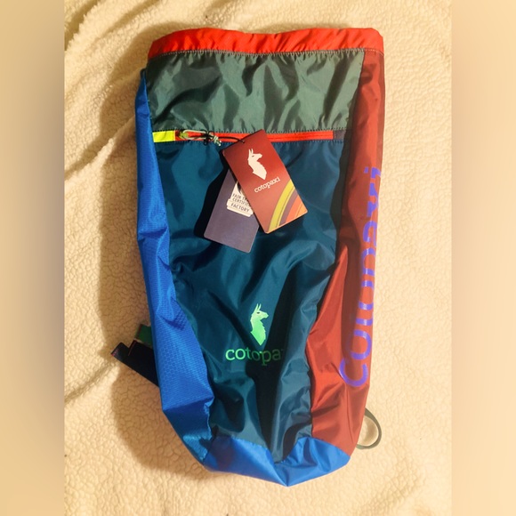Cotopaxi Luzon 18 Hiking bag with hydration pocket - Picture 1 of 7